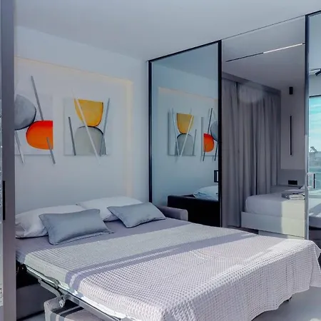 Luxury Penthouse 1br Saloniki