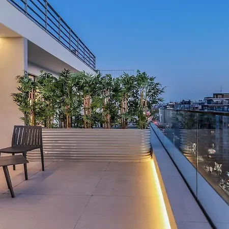 Luxury Penthouse 1br アパート テッサロニキ