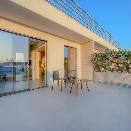 Luxury Penthouse 1br テッサロニキ