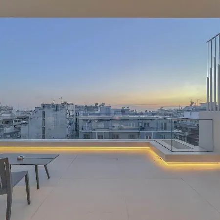 Luxury Penthouse 1br