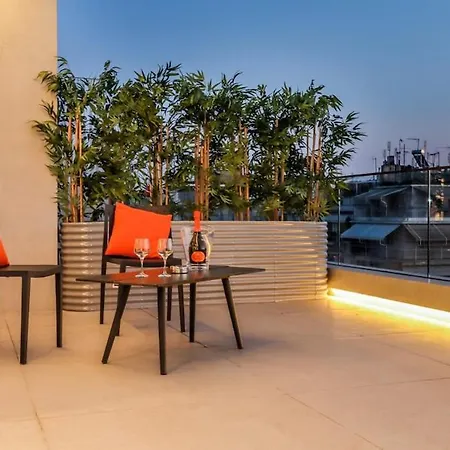 アパート Luxury Penthouse 1br テッサロニキ