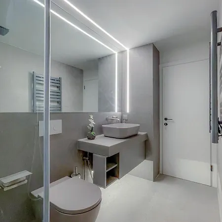 Luxury Penthouse 1br