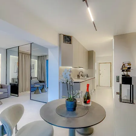 Апартаменты Luxury Penthouse 1br